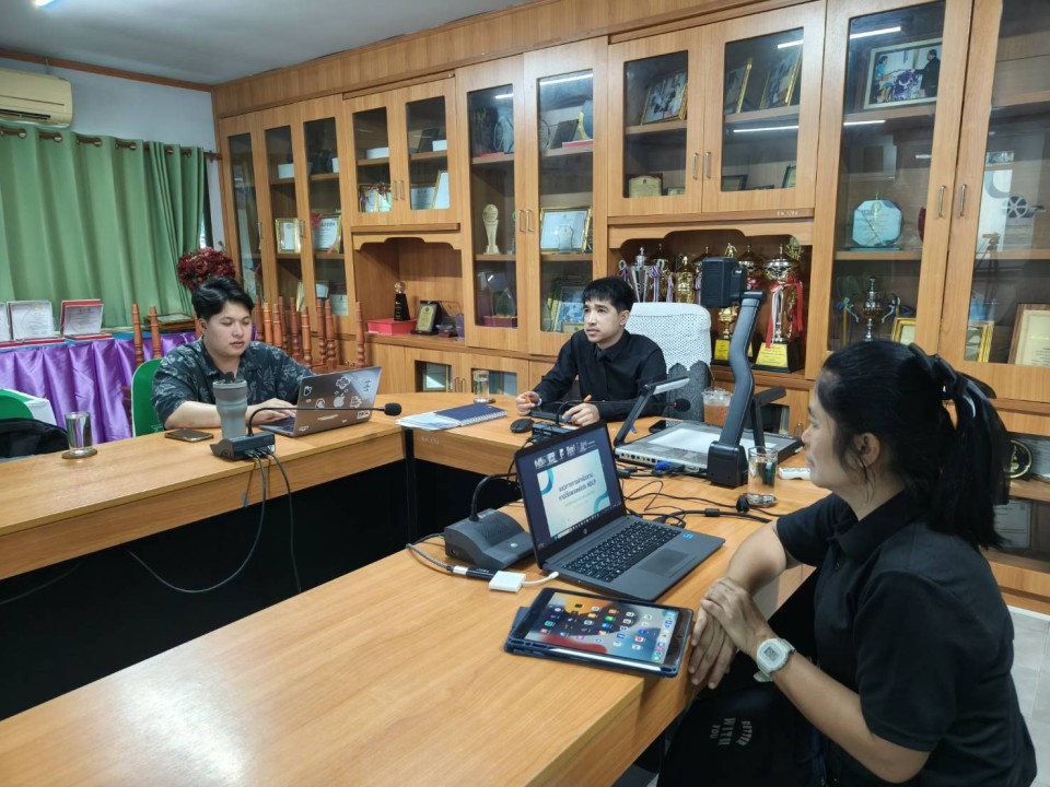 ประชุมการขับเคลื่อนการดำเนินงานโรงเรียนคุณภาพ ตามนโยบาย 1 อำเภอ 1 โรงเรียนคุณภาพ 